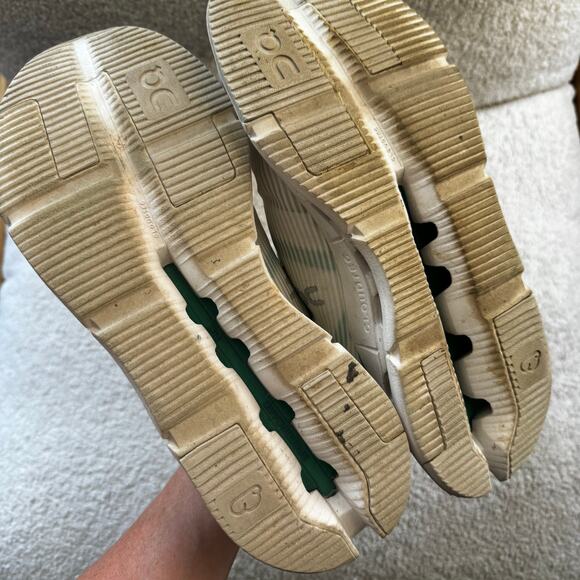 On Cloudnova Void Undyed White / Mint Running Sneakers main image 5
